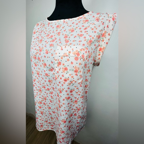 Womens Gap Sleeveless Floral Blouse With Front Pocket - Picture 2 of 6